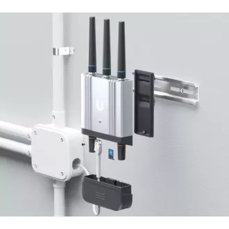 UBNT UMR - Industrial Mobile Router