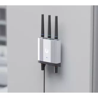 UBNT UMR - Industrial Mobile Router