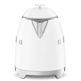 Smeg KLF05WHEU, mini rychlovarná konvice, 0, 8 l / 3 šálky, 1400 W, styl 50. let, bílá Smeg KLF05WHEU, mini rychlovarná konvice, 0, 8 l / 3 šálky, 1400 W, styl 50. let, bílá