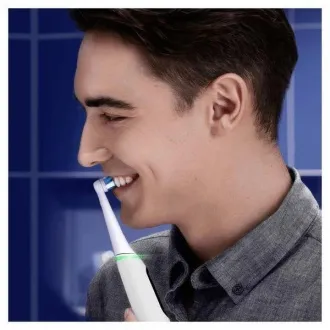 Oral-B iO Series 6s elektrický zubní kartáček, časovač, tlakový senzor, 5 programů, aplikace Oral-B, bílá Oral-B iO Series 6s elektrický zubní kartáček, časovač, tlakový senzor, 5 programů, aplikace Oral-B, bílá