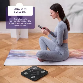 TrueLife FitScale W6 BT - Bioelektrická impedanční bluetooth váha - černá