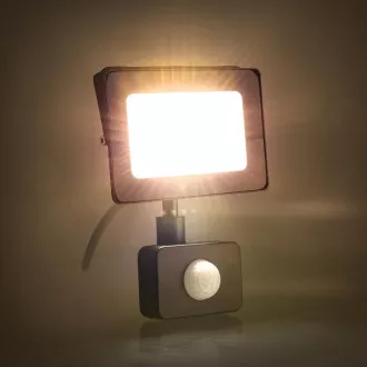 RSL 246 LED refl. 10W 4000K PIR RETLUX RSL 246 LED refl. 10W 4000K PIR RETLUX