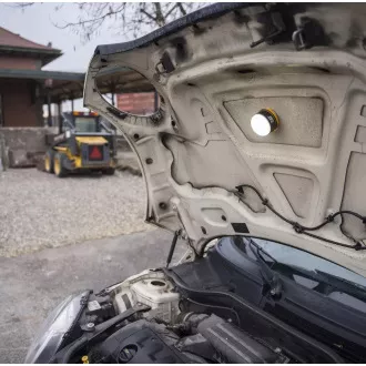 Caterpillar Miniaturní dobíjecí svítilna LED Caterpillar Miniaturní dobíjecí svítilna LED