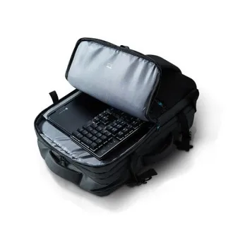 Acer Predator Robust Backpack 18" - černý, 100% polyester, voděodolný Acer Predator Robust Backpack 18" - černý, 100% polyester, voděodolný