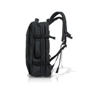Acer Predator Robust Backpack 18" - černý, 100% polyester, voděodolný Acer Predator Robust Backpack 18" - černý, 100% polyester, voděodolný